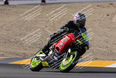 media/Nov-05-2022-SoCal Trackdays (Sat) [[f8d9b725ab]]/Turns 9 and 8 (1050am/